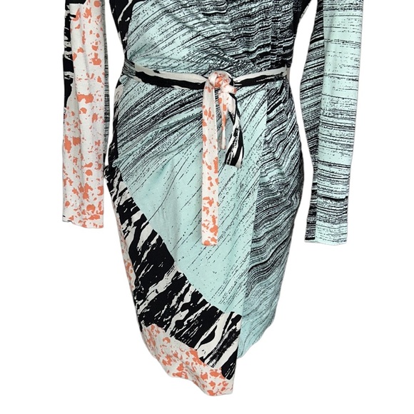 LN Diane Von Furstenberg Valencia Silk Pastel Wrap Mini Dress in Rockscape - 4 - Picture 8 of 16